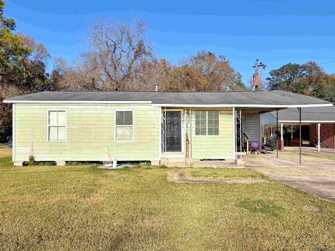 Homes For Sale - 35684 Co Co Rd<br/> Geismar, LA 70734