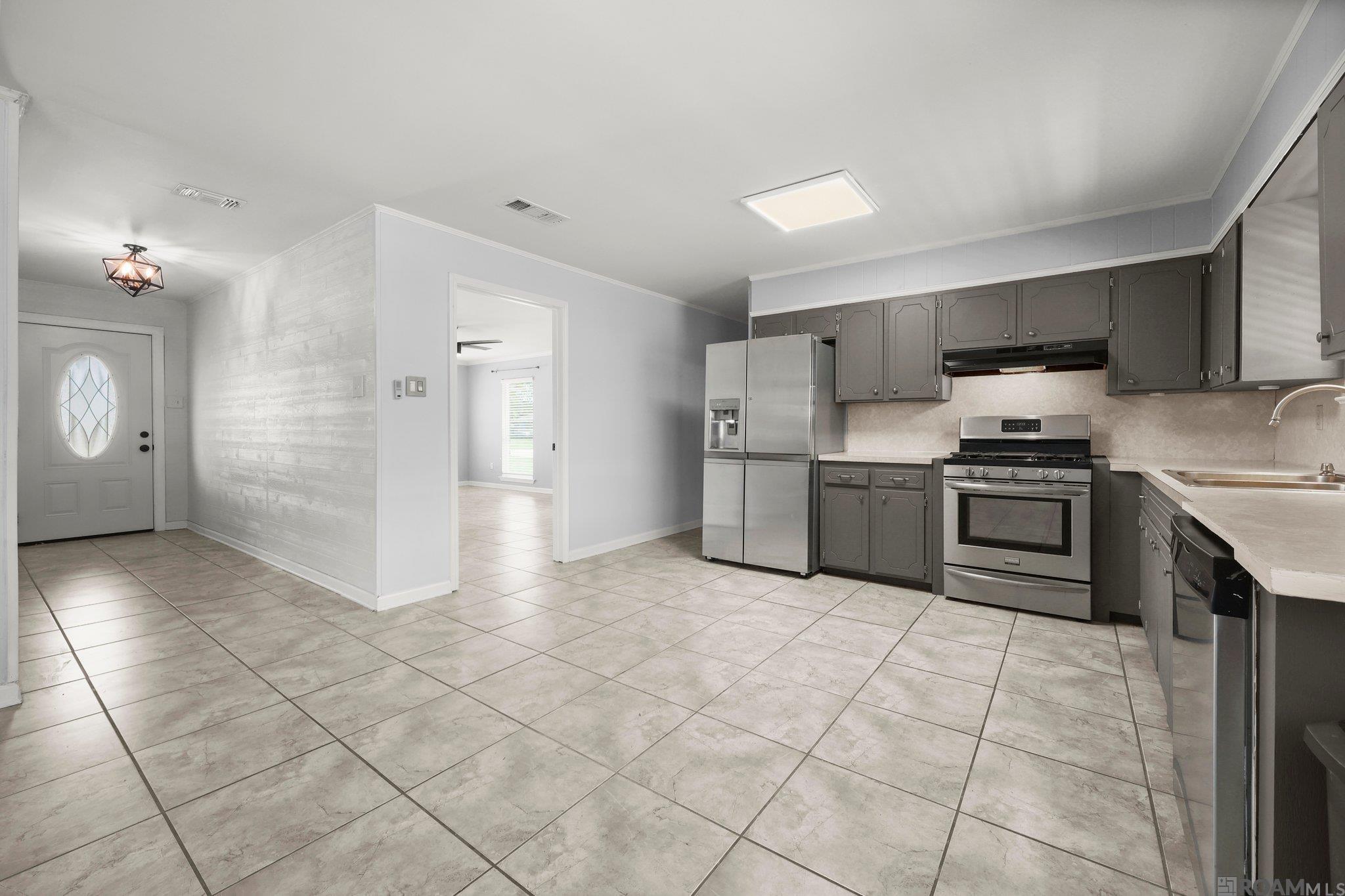 12491 Faucheux Rd, Gonzales, Louisiana image 6