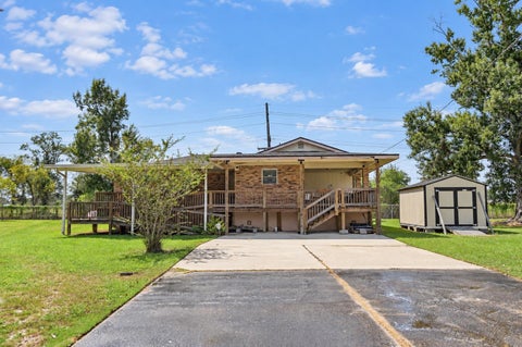 Homes For Sale - 5 Goodwood Cir<br/> Houma, LA 70363