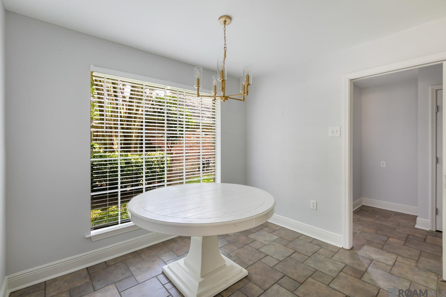 1330 Woodcliff Dr, Baton Rouge, Louisiana image 8