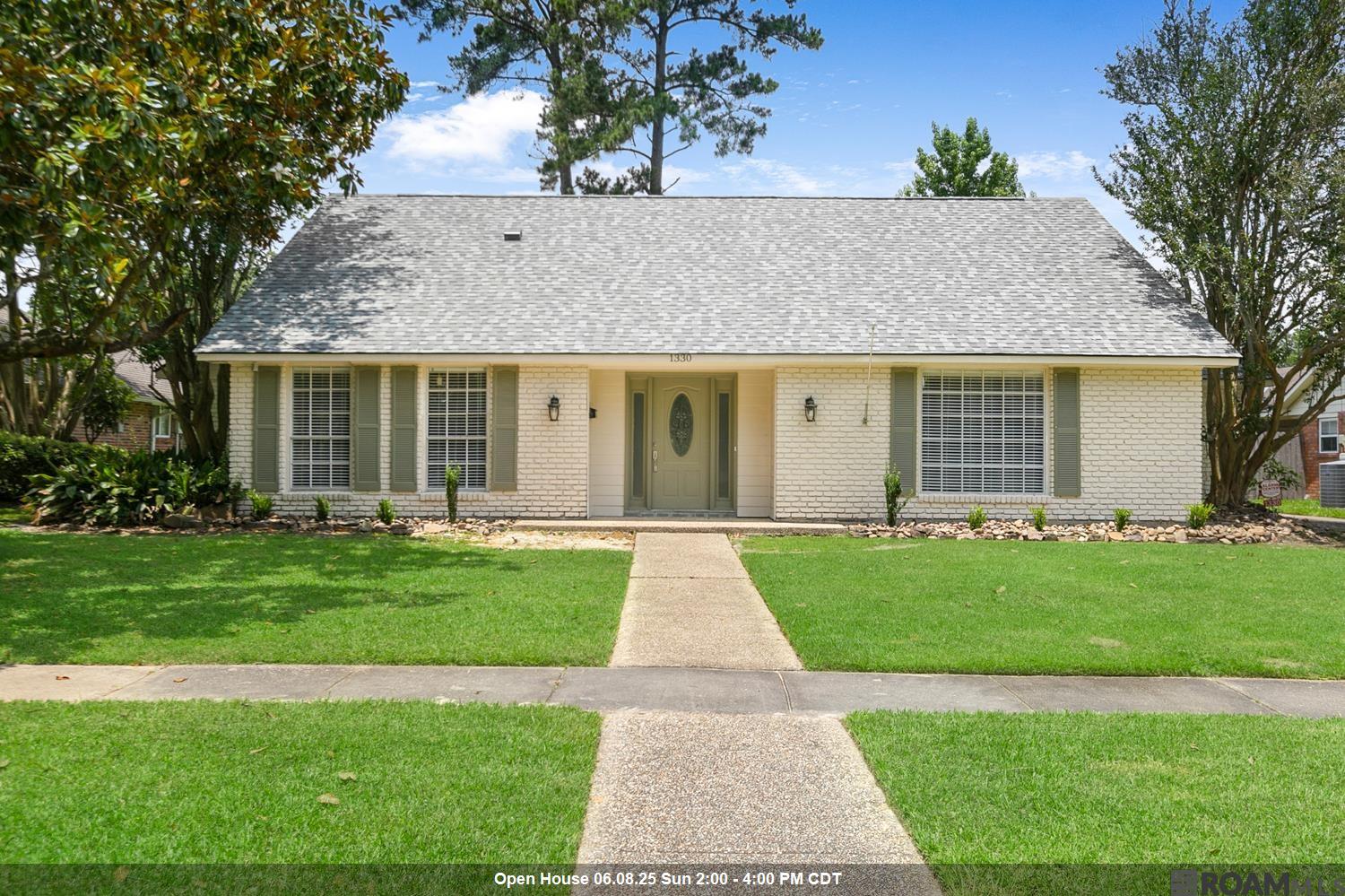 1330 Woodcliff Dr, Baton Rouge, Louisiana image 1