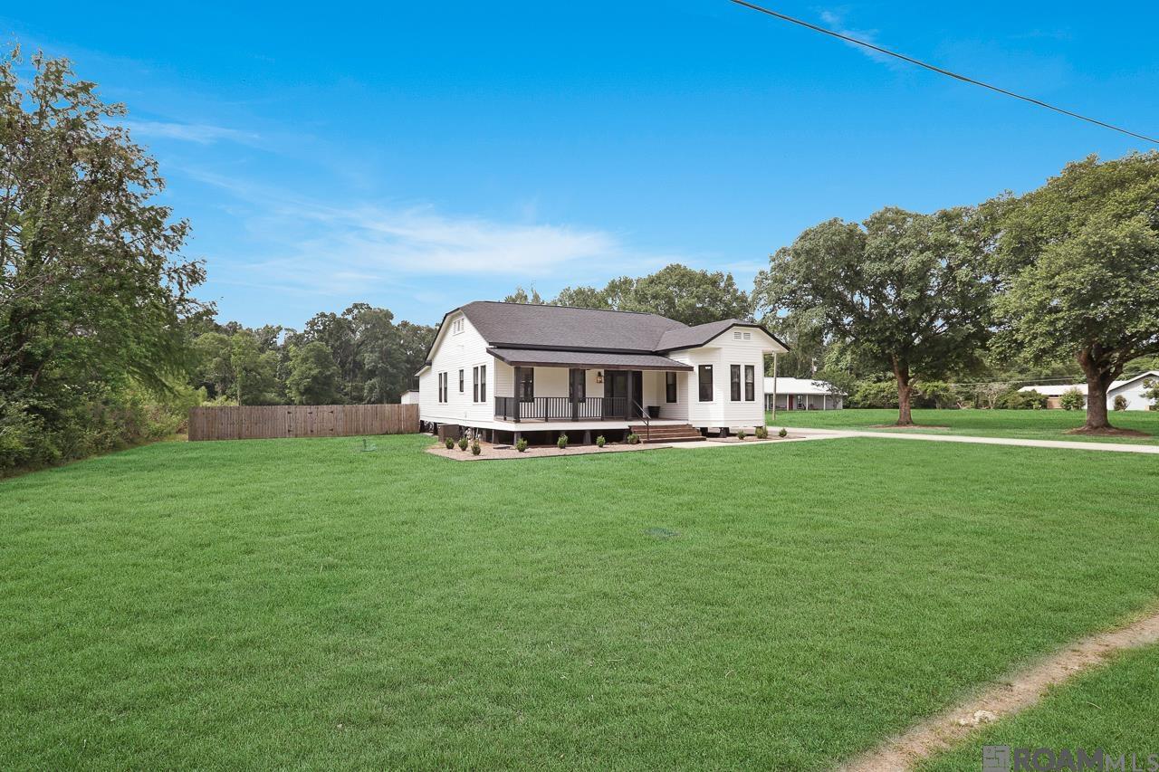 12300 Clanton Dr, Walker, Louisiana image 3