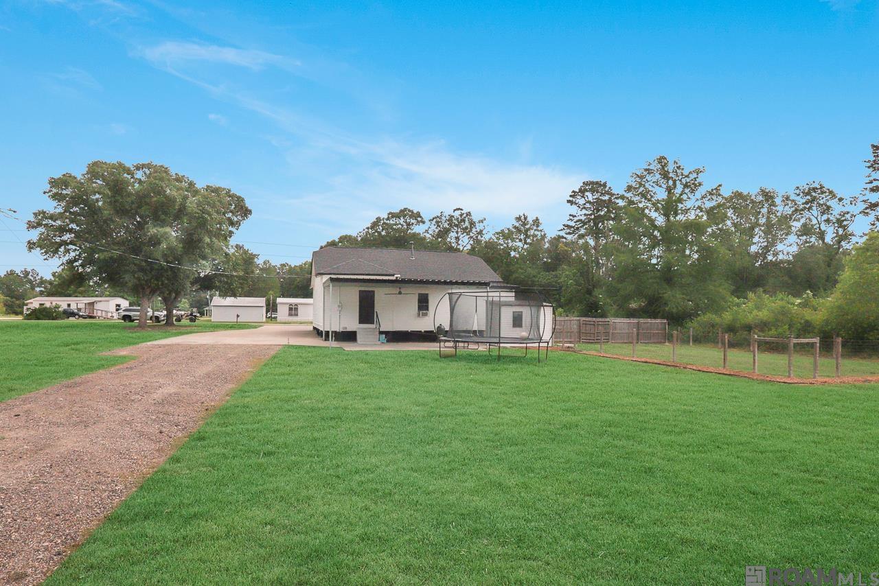 12300 Clanton Dr, Walker, Louisiana image 28