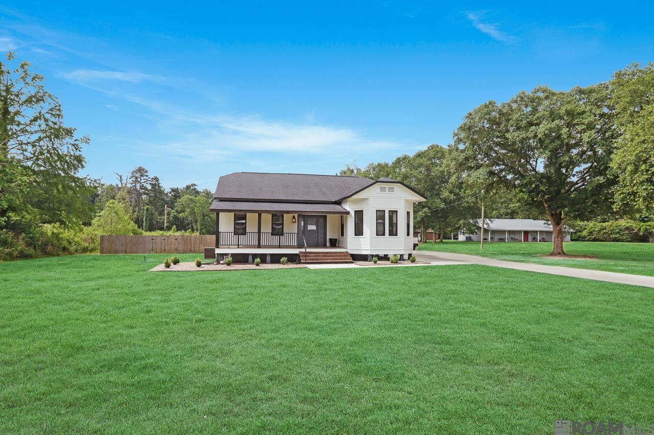 12300 Clanton Dr, Walker, Louisiana image 2