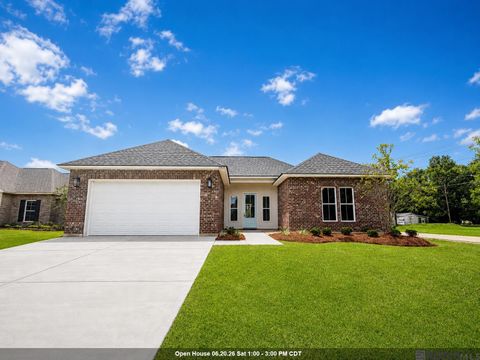 Homes For Sale - 31531 Dunn Rd<br/> Denham Springs, LA 70726