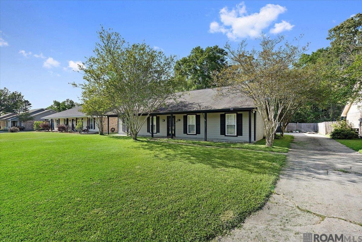 131 Oakwood Dr, Denham Springs, Louisiana image 1