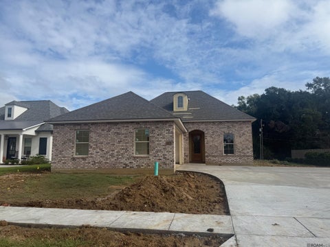 Homes For Sale - 37516 Cattle Ave<br/> Prairieville, LA 70769