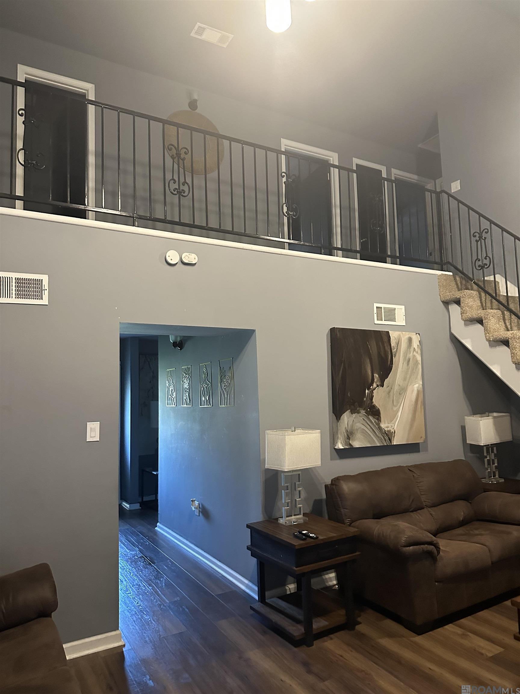 10736 Flintwood Flintwood Ave