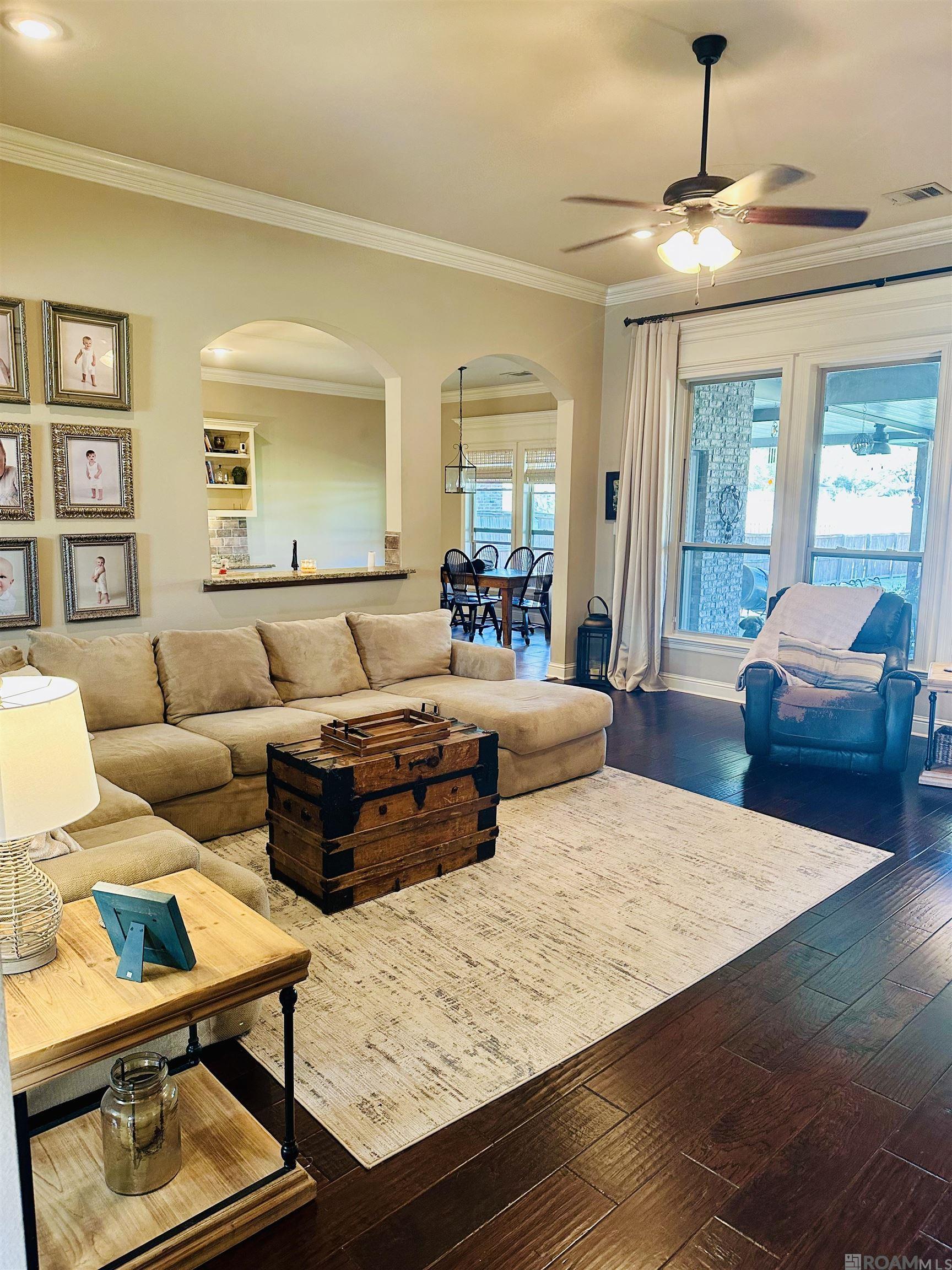 24847 Plantation Lake Ave, Denham Springs, Louisiana image 2