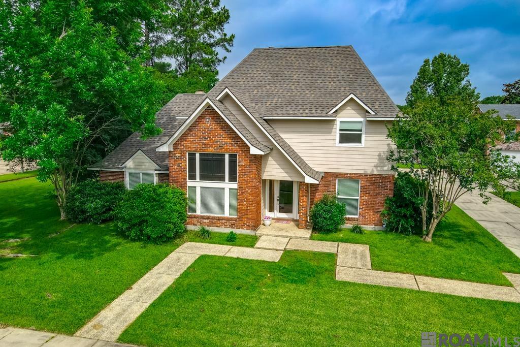 12315 N Lake Sherwood Ave, Baton Rouge, Louisiana image 1
