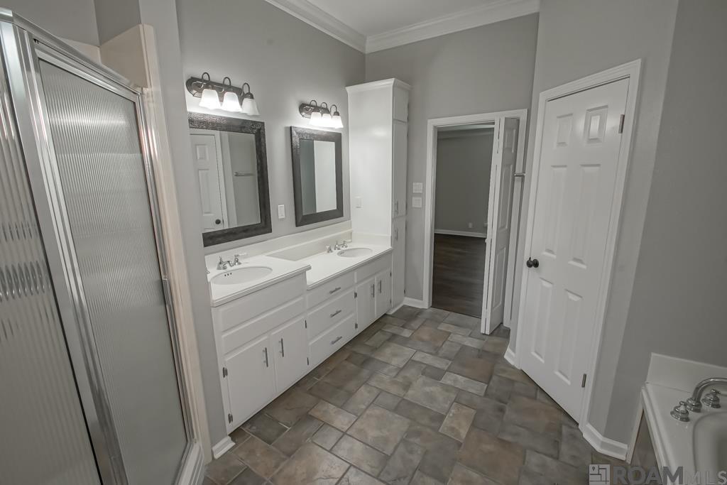 12315 N Lake Sherwood Ave, Baton Rouge, Louisiana image 28