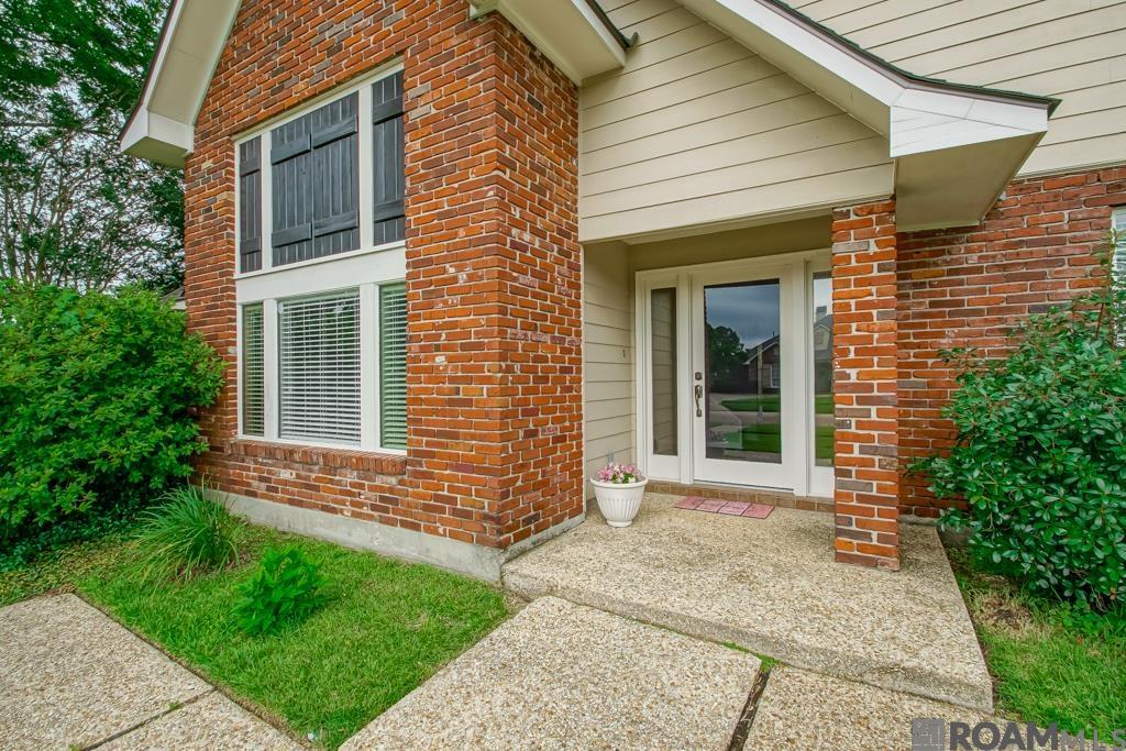 12315 N Lake Sherwood Ave, Baton Rouge, Louisiana image 6