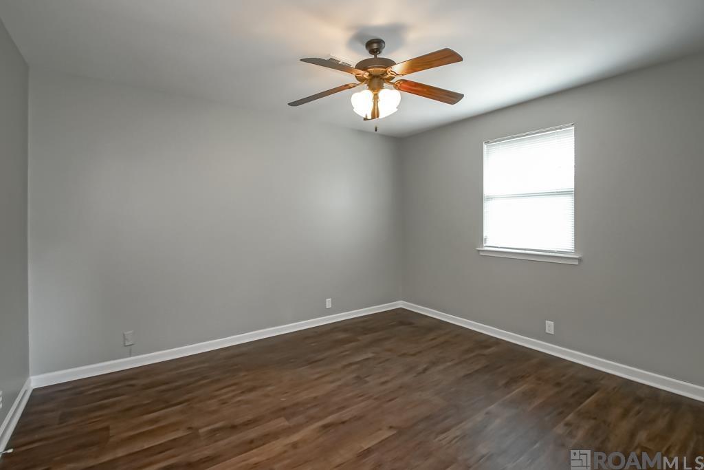 12315 N Lake Sherwood Ave, Baton Rouge, Louisiana image 34