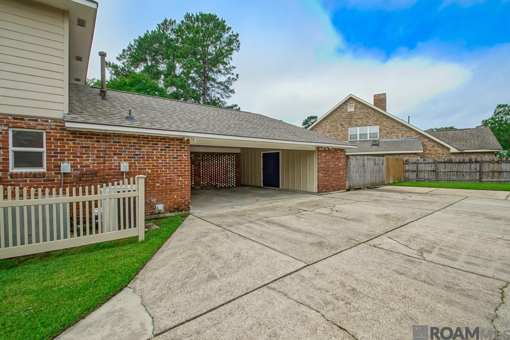 12315 N Lake Sherwood Ave, Baton Rouge, Louisiana image 7