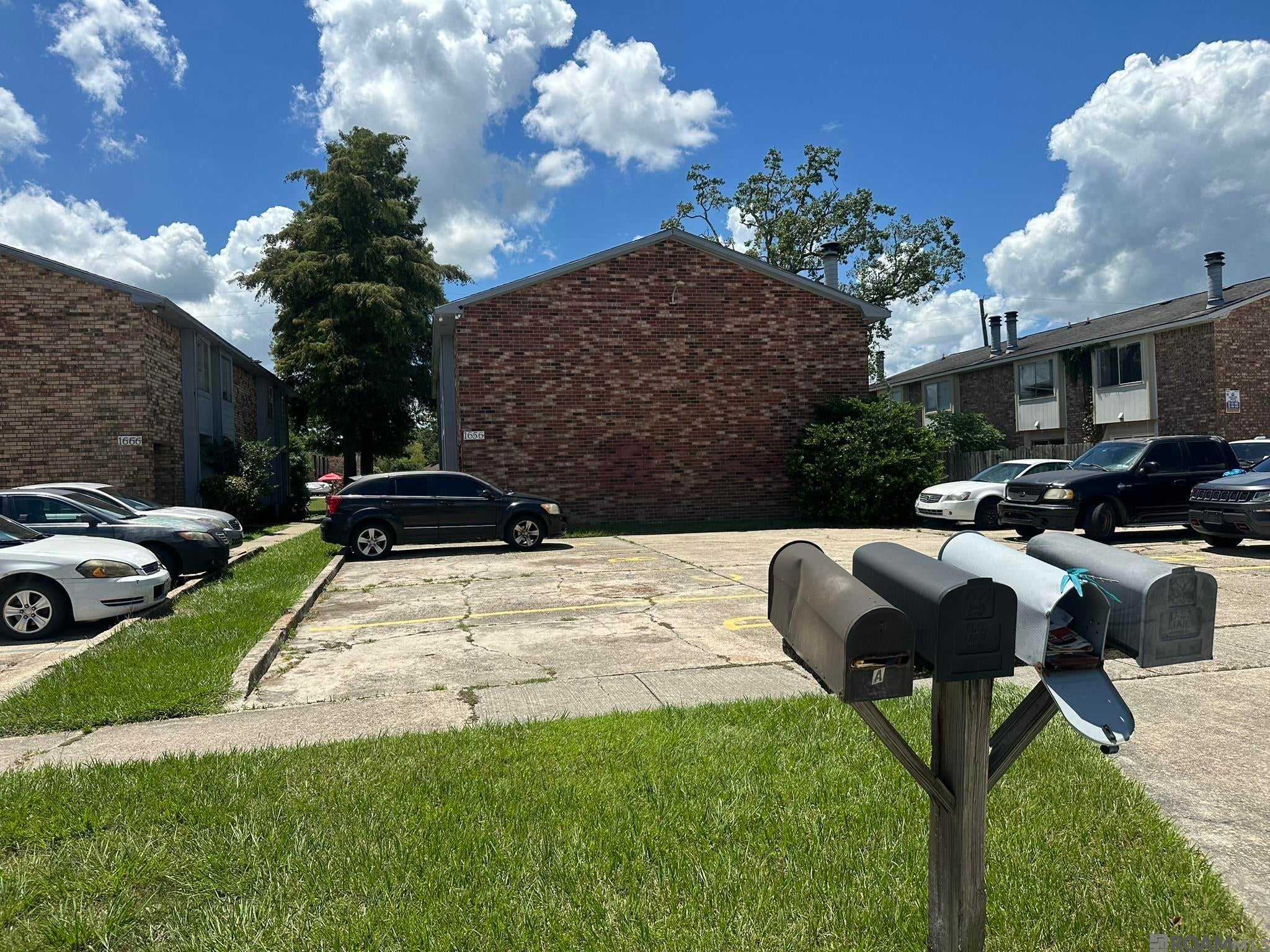 1635 Jade Ave #20