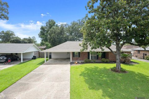Homes For Sale - 1088 S Burgess Dr<br/> Baton Rouge, LA 70815