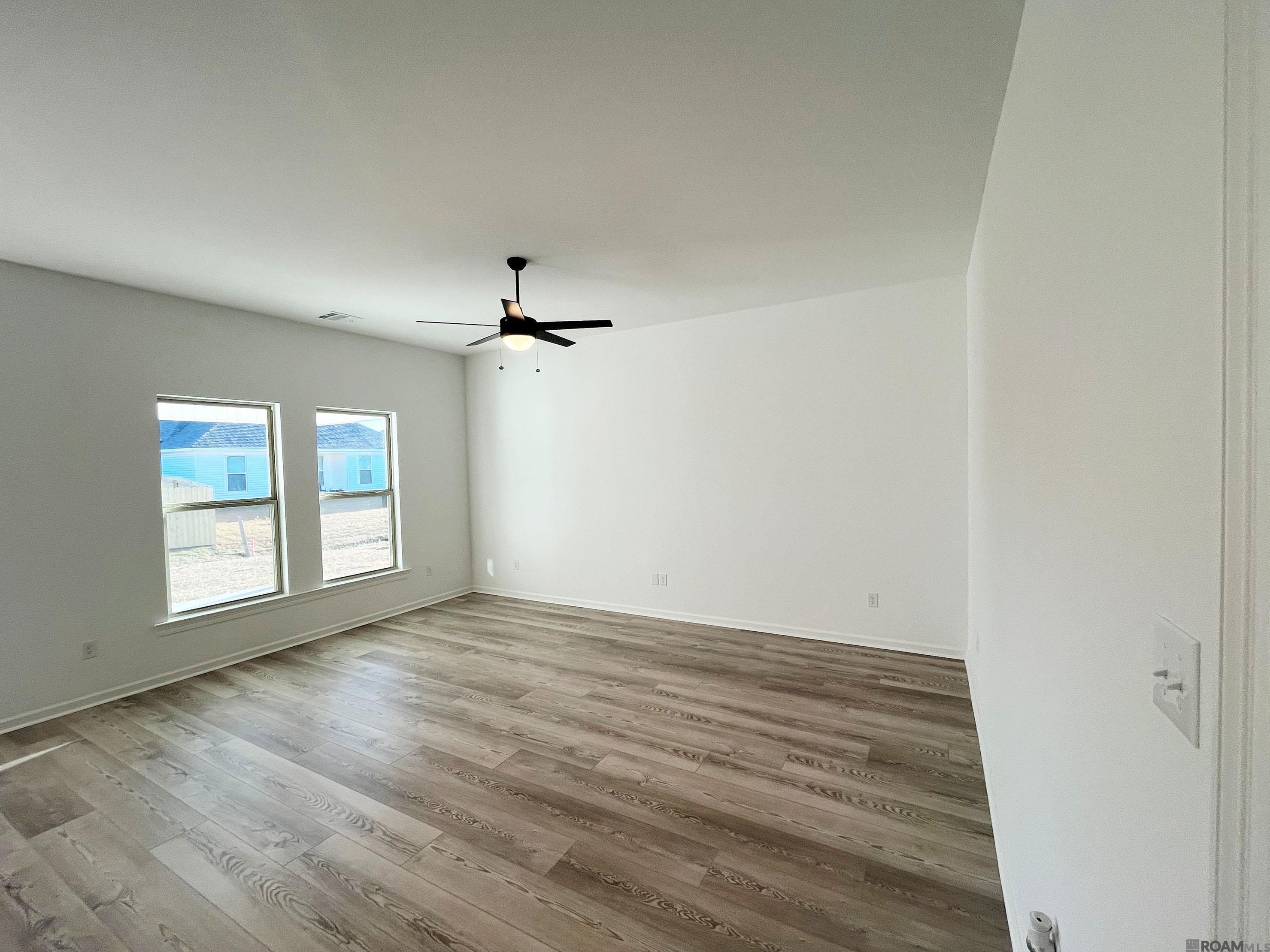2127 Hayes Ave, Port Allen, Louisiana image 9
