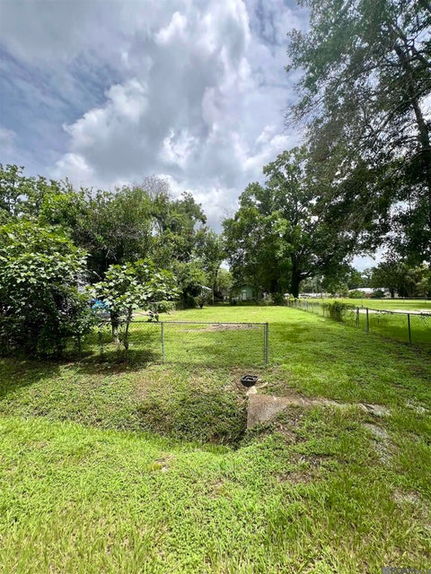 Vacant Land For Sale - 502 E Caldwell Dr<br/> Ascension County, Gonzales, LA 70737