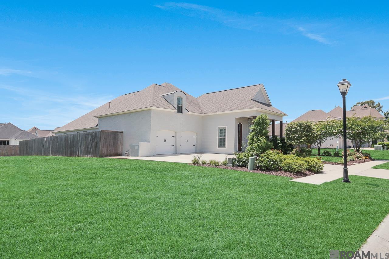 38189 Emery Ln, Prairieville, Louisiana image 2