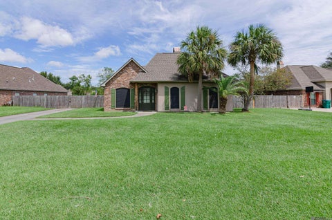 Homes For Sale - 36474 Rosalie Ave<br/> Livingston County, Denham Springs, LA 70706