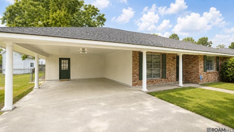 Homes For Sale - 2556 Theodosia Dr<br/> East Baton Rouge County, Baton Rouge, LA 70809