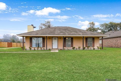 Homes For Sale - 2382 Ory Dr<br/> Brusly, LA 70719