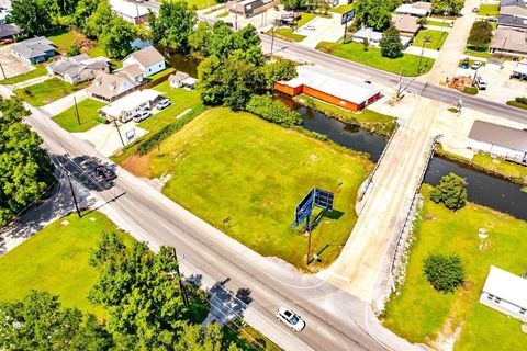 Vacant Land For Sale - 6875 West Main Street<br/> Houma, LA 70360