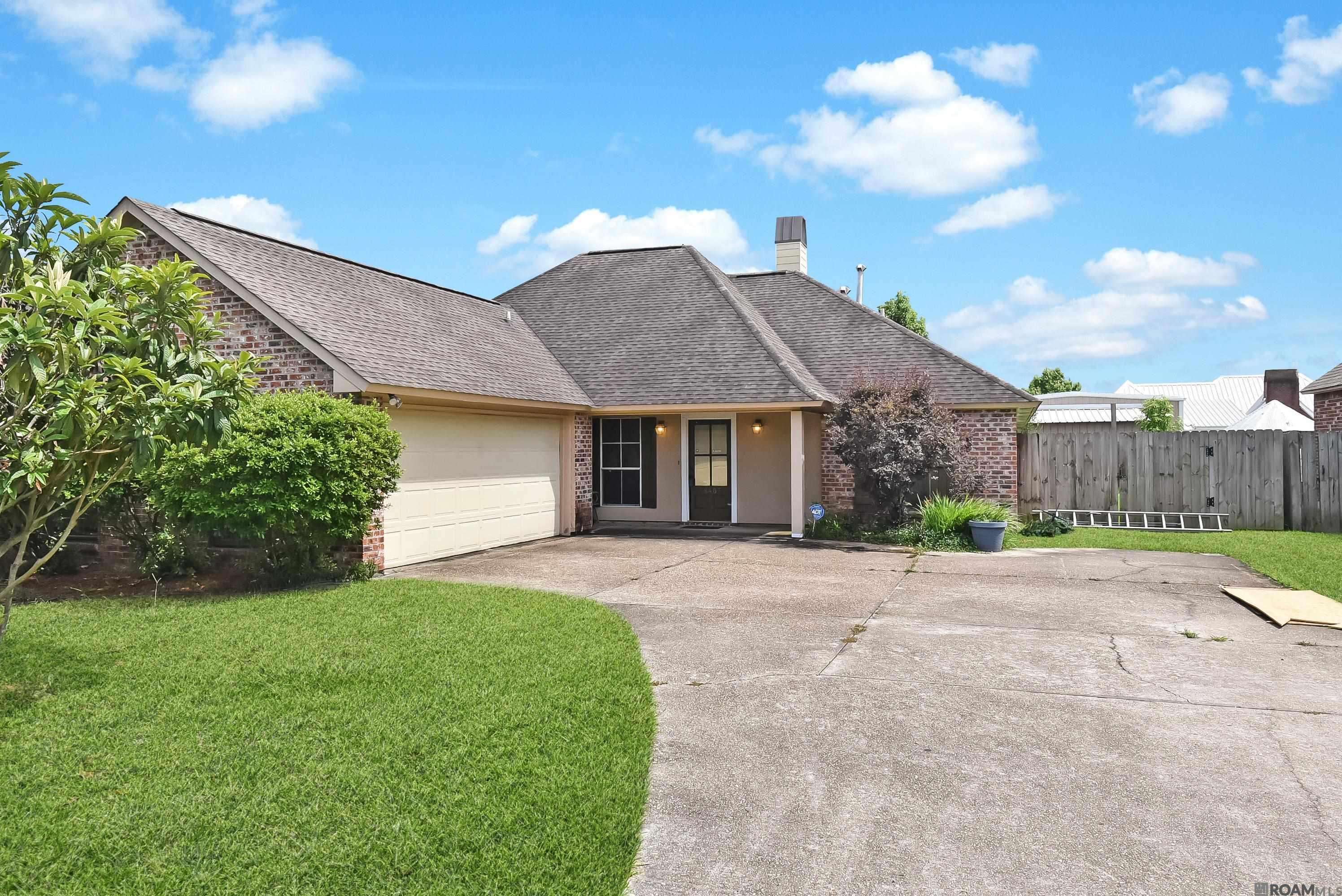 38405 Oakleigh Ln, Prairieville, Louisiana image 1
