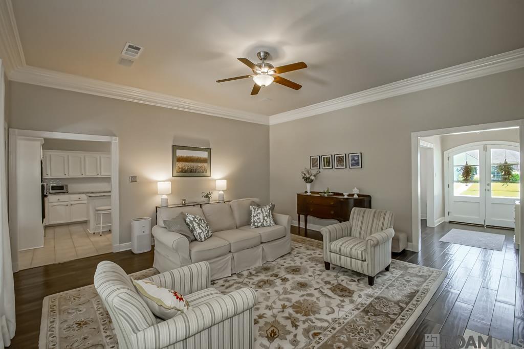 13315 Whippoorwill Ave, Baton Rouge, Louisiana image 3