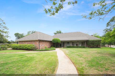 Homes For Sale - 8792 W Fairway Dr<br/> Baton Rouge, LA 70809