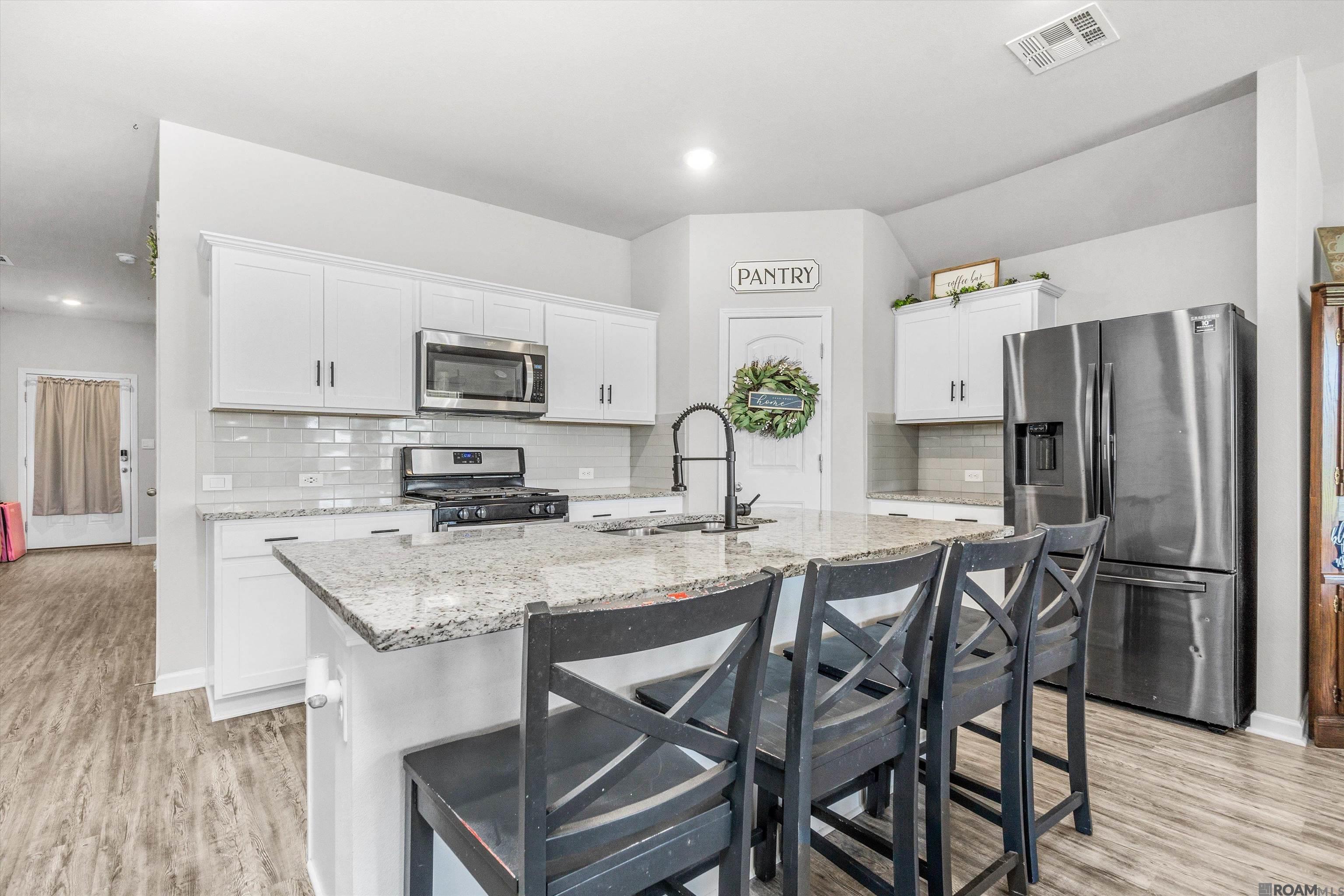 16114 Loussier Dr, Zachary, Louisiana image 2
