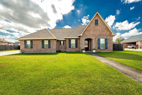 Homes For Sale - 211 Pearl Margaret Dr<br/> Gray, LA 70359