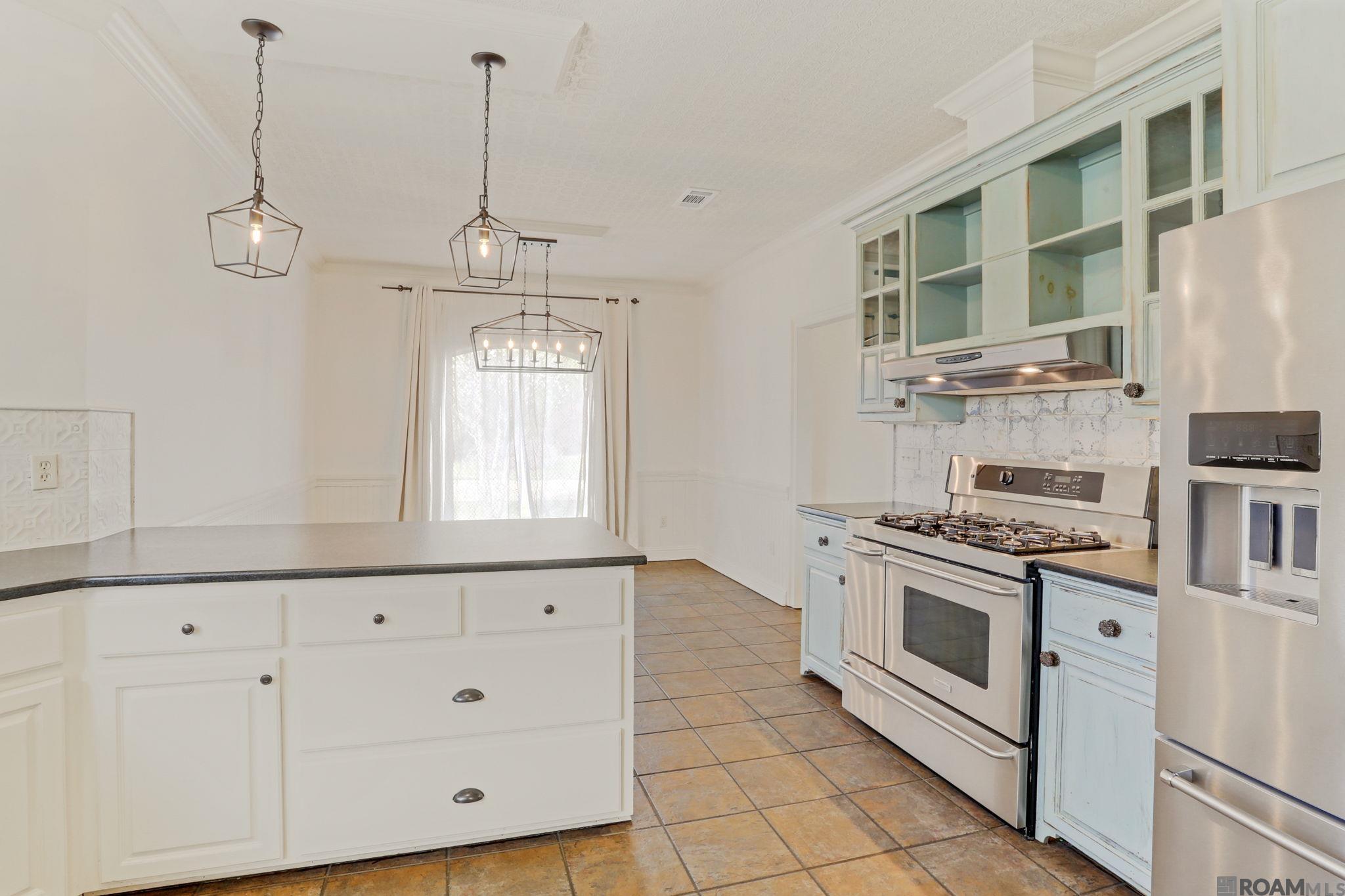 10202 Magnolia Blossom Ave, Greenwell Springs, Louisiana image 3