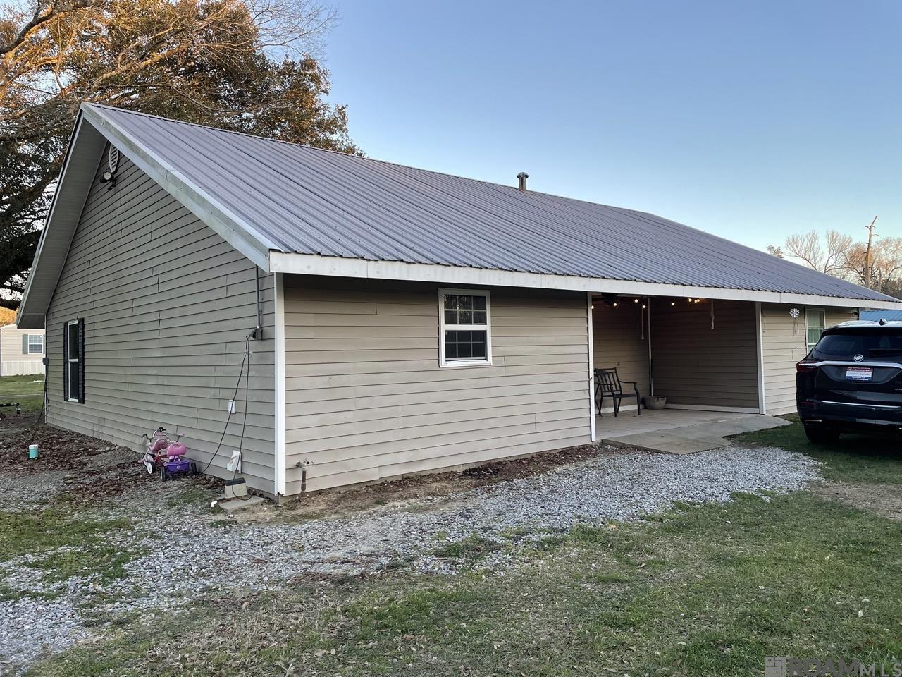 19077 Willie Ln, Livingston, Louisiana image 3