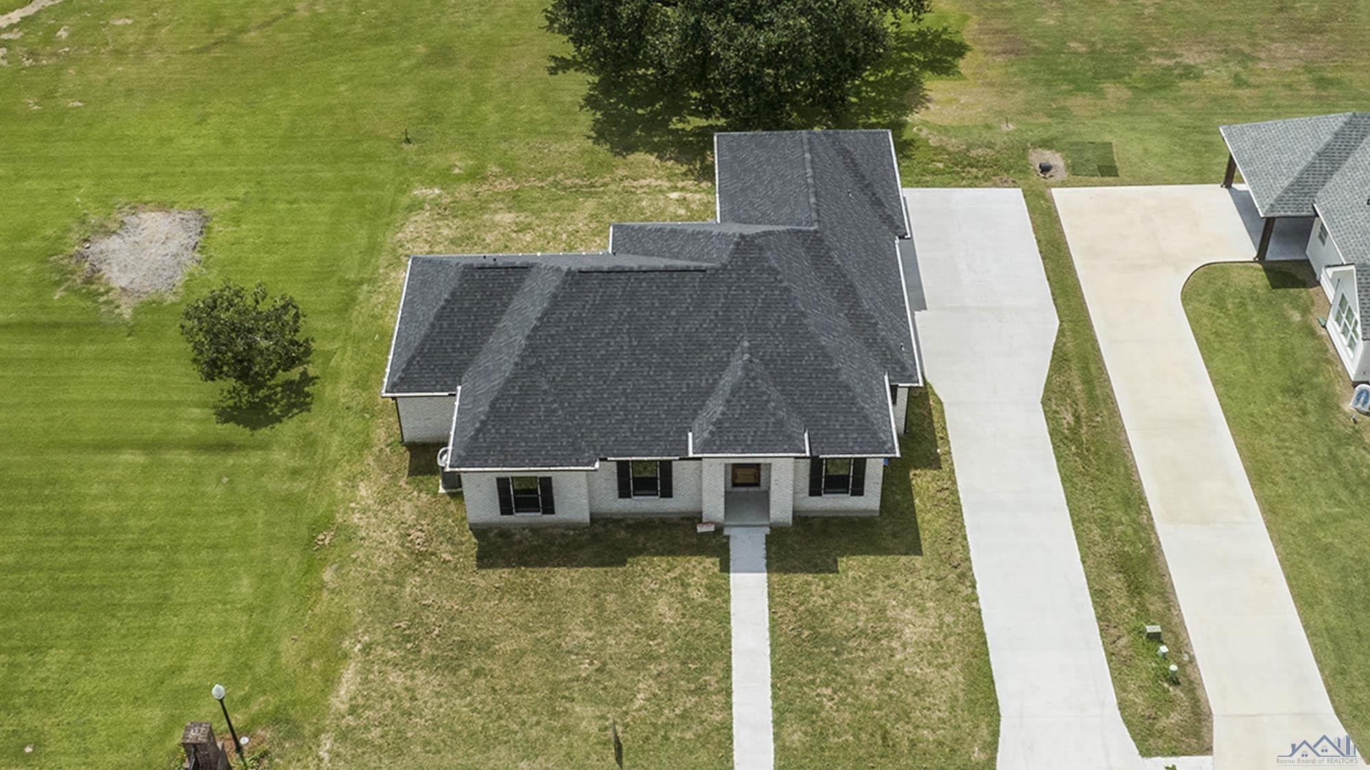 320 Grand Lakes Dr, Thibodaux, Louisiana image 4