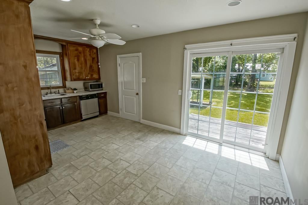 232 North Street, Denham Springs, Louisiana image 4