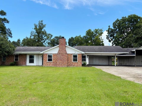 Homes For Sale - 45236 La Hwy 429<br/> Ascension County, St Amant, LA 70774