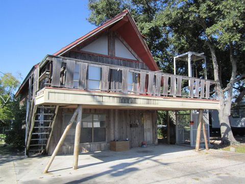 Homes For Sale - 154 Dursette Street<br/> Golden Meadow, LA 70357