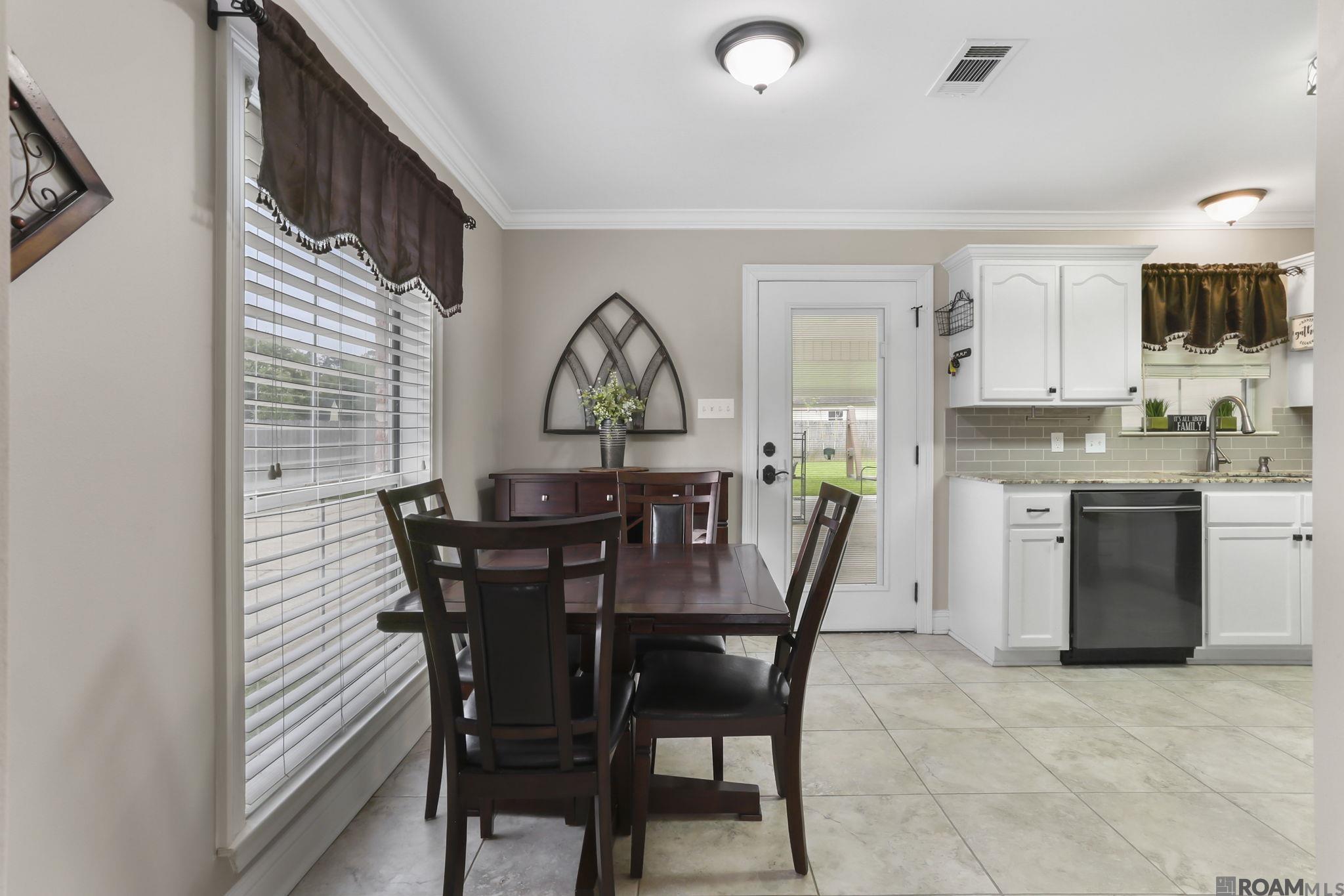 7284 Mosspoint Ln, Denham Springs, Louisiana image 5