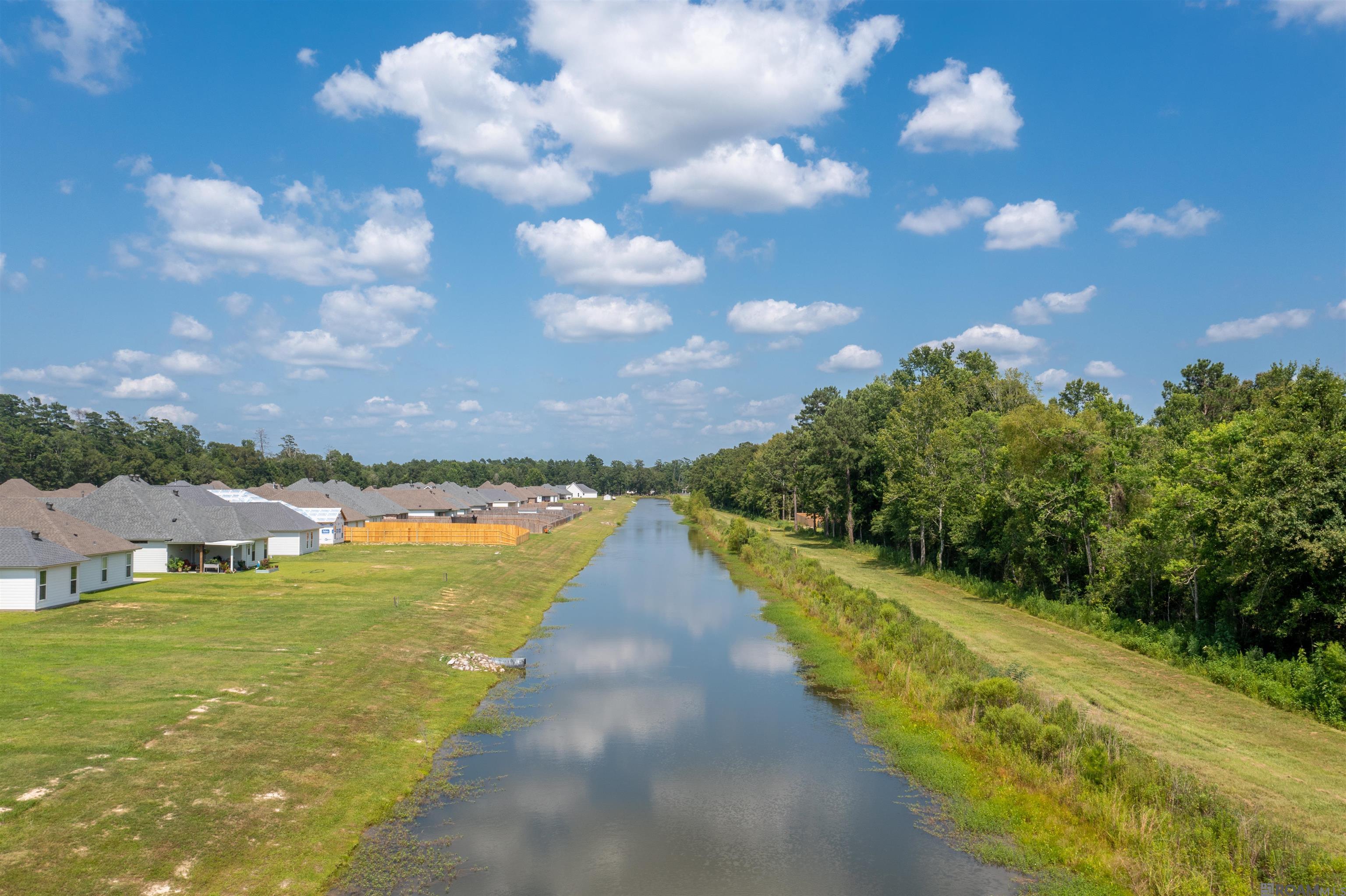 10589 Highland Lakes Dr, Denham Springs, Louisiana image 4