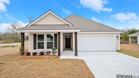 Homes For Sale - 5301 Bachman Ct<br/> Baton Rouge, LA 70811