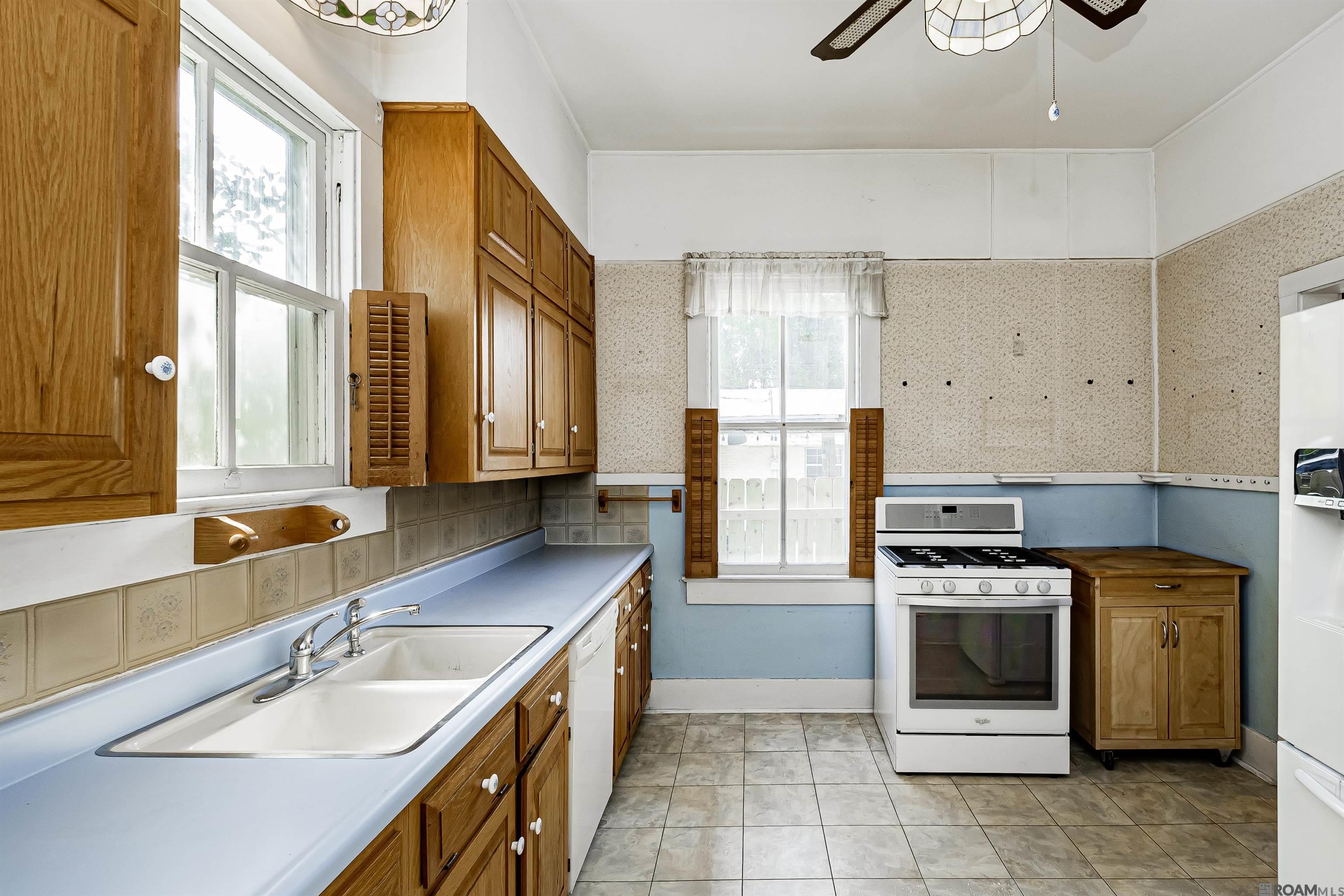 1040 S Eugene St, Baton Rouge, Louisiana image 6