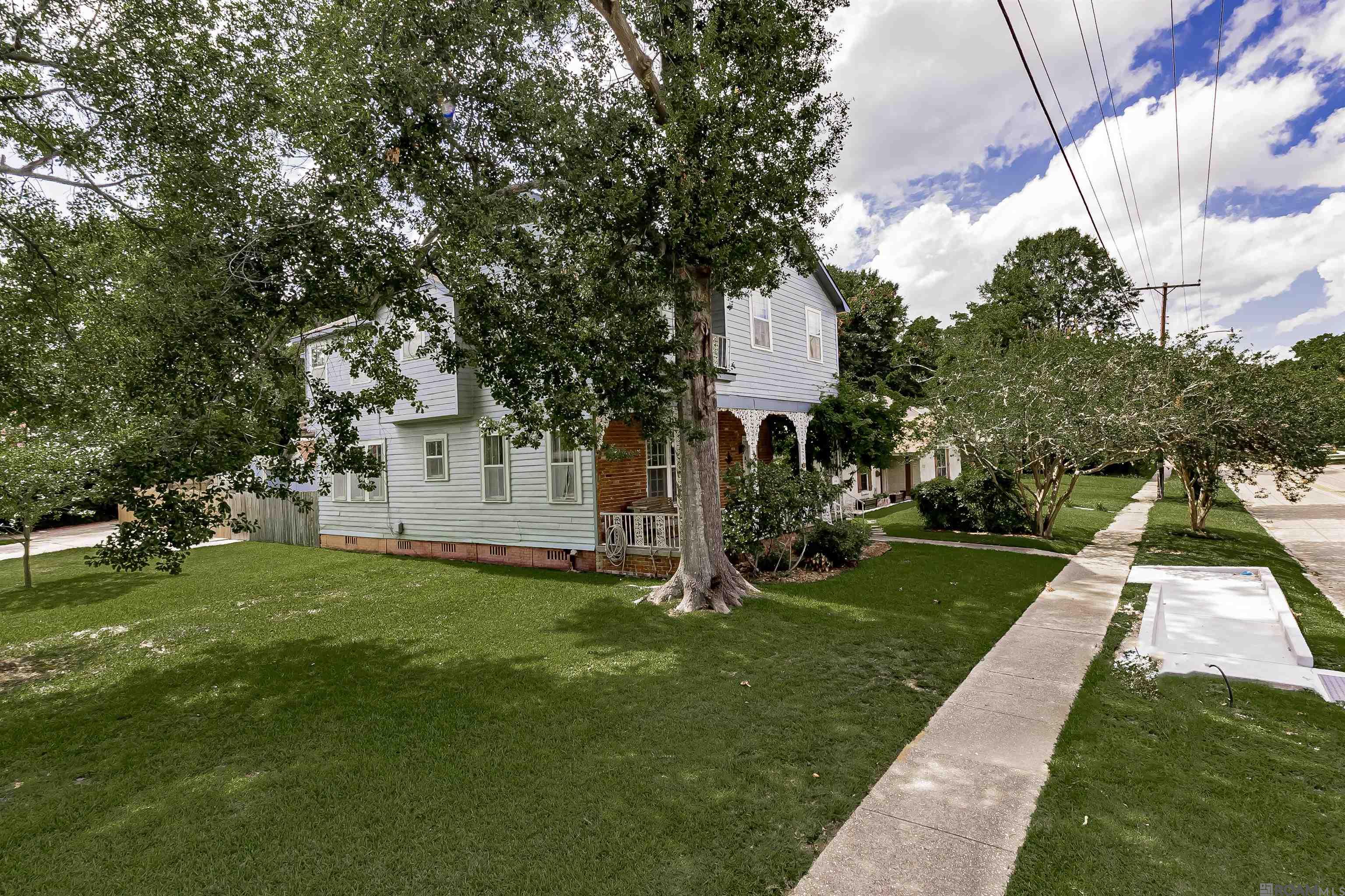 1040 S Eugene St