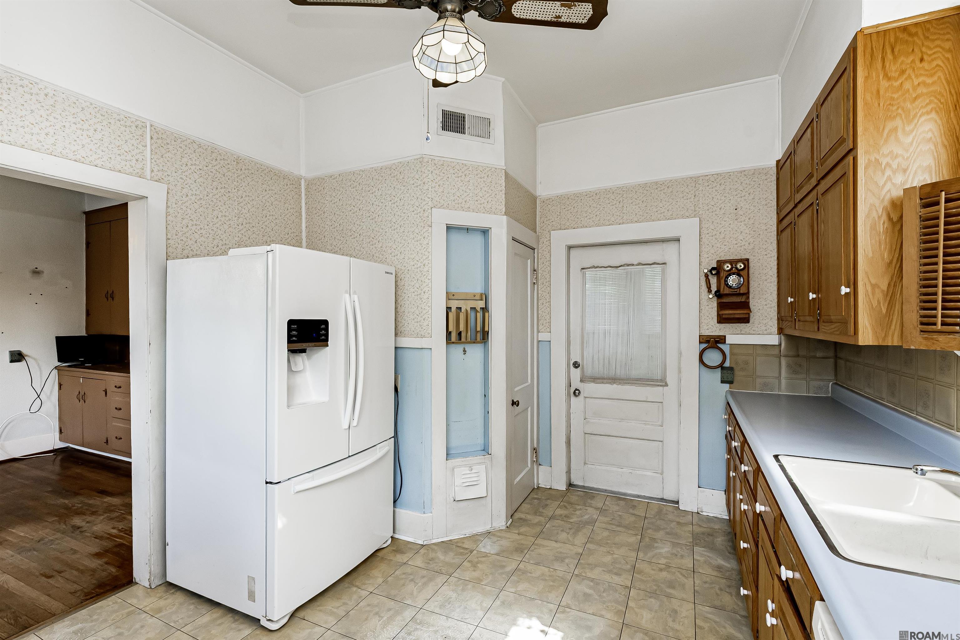 1040 S Eugene St, Baton Rouge, Louisiana image 7