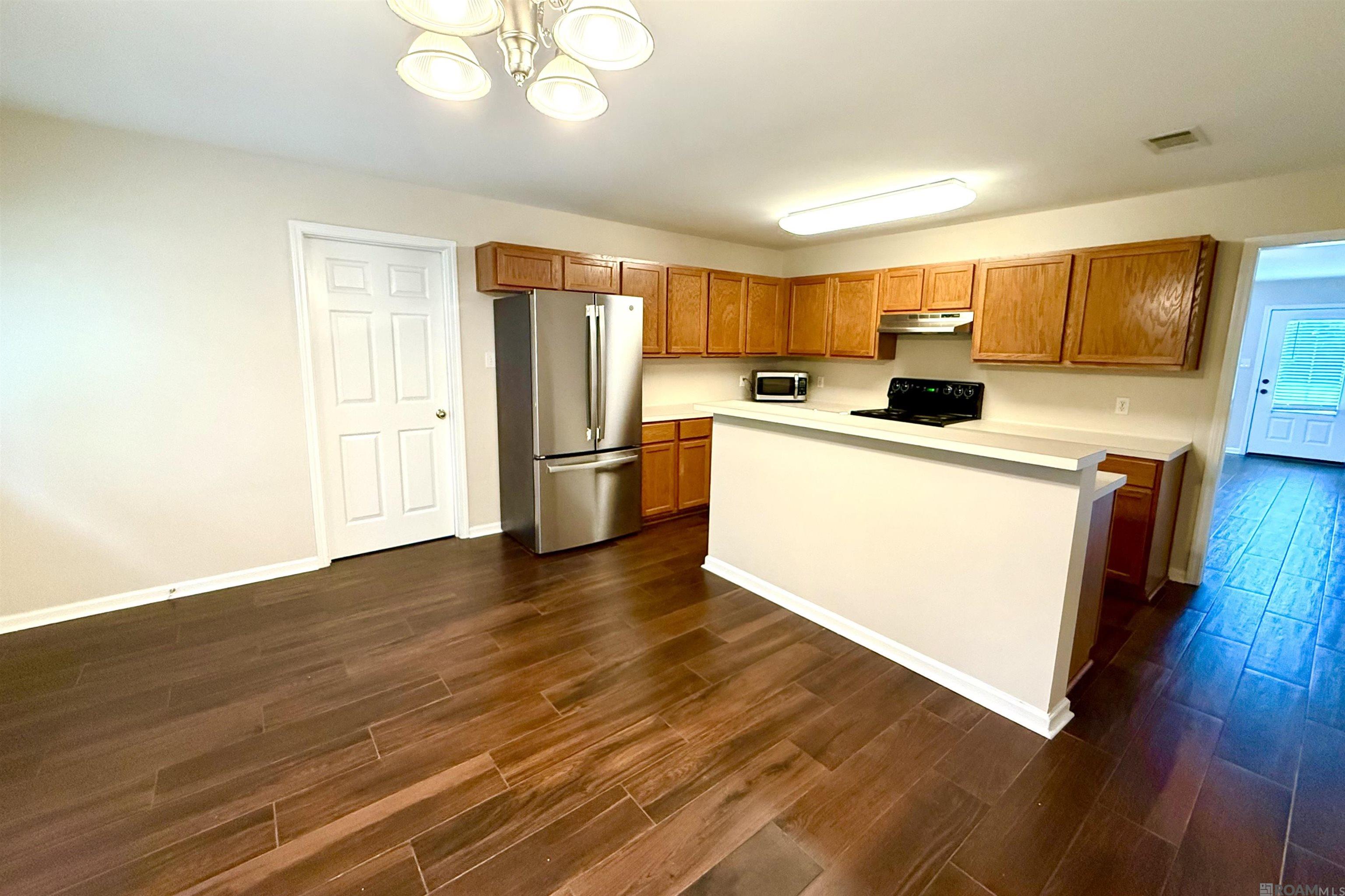 23485 Springhill Dr, Denham Springs, Louisiana image 9