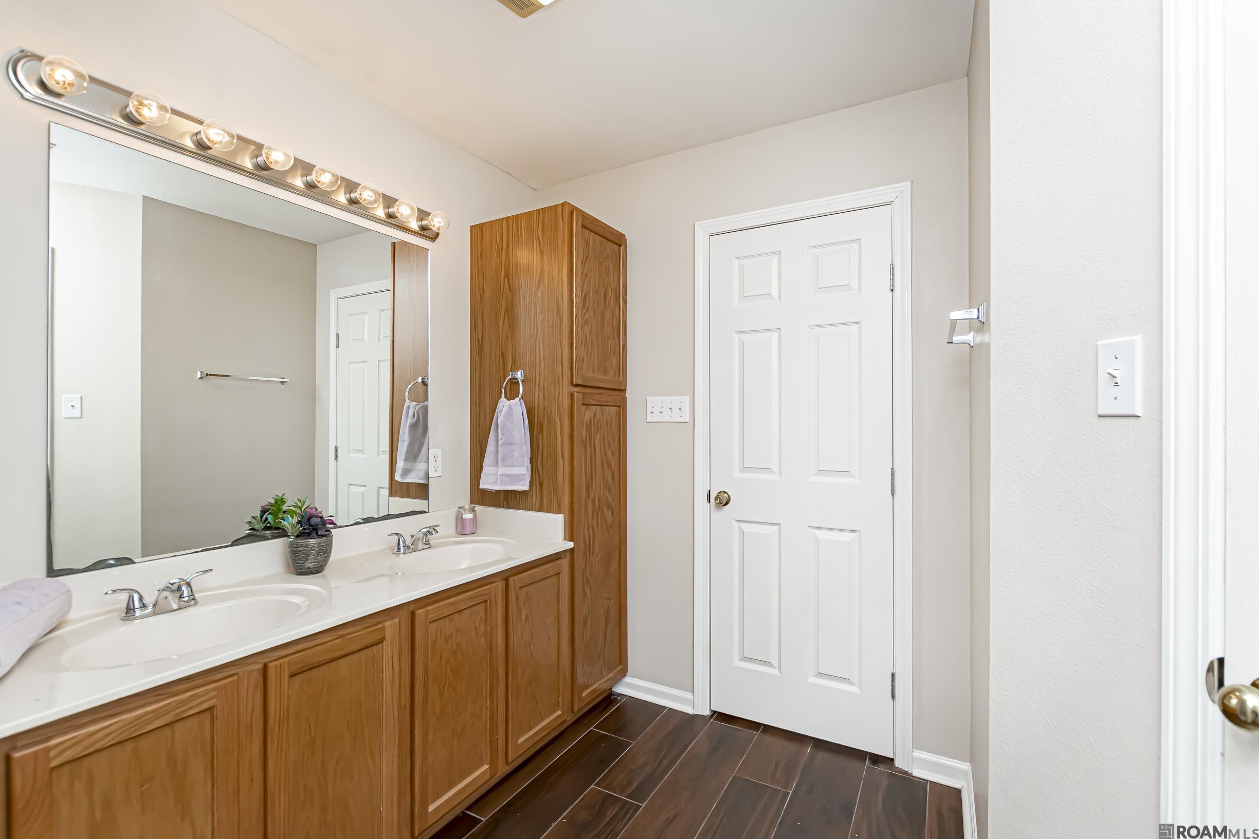 23485 Springhill Dr, Denham Springs, Louisiana image 15