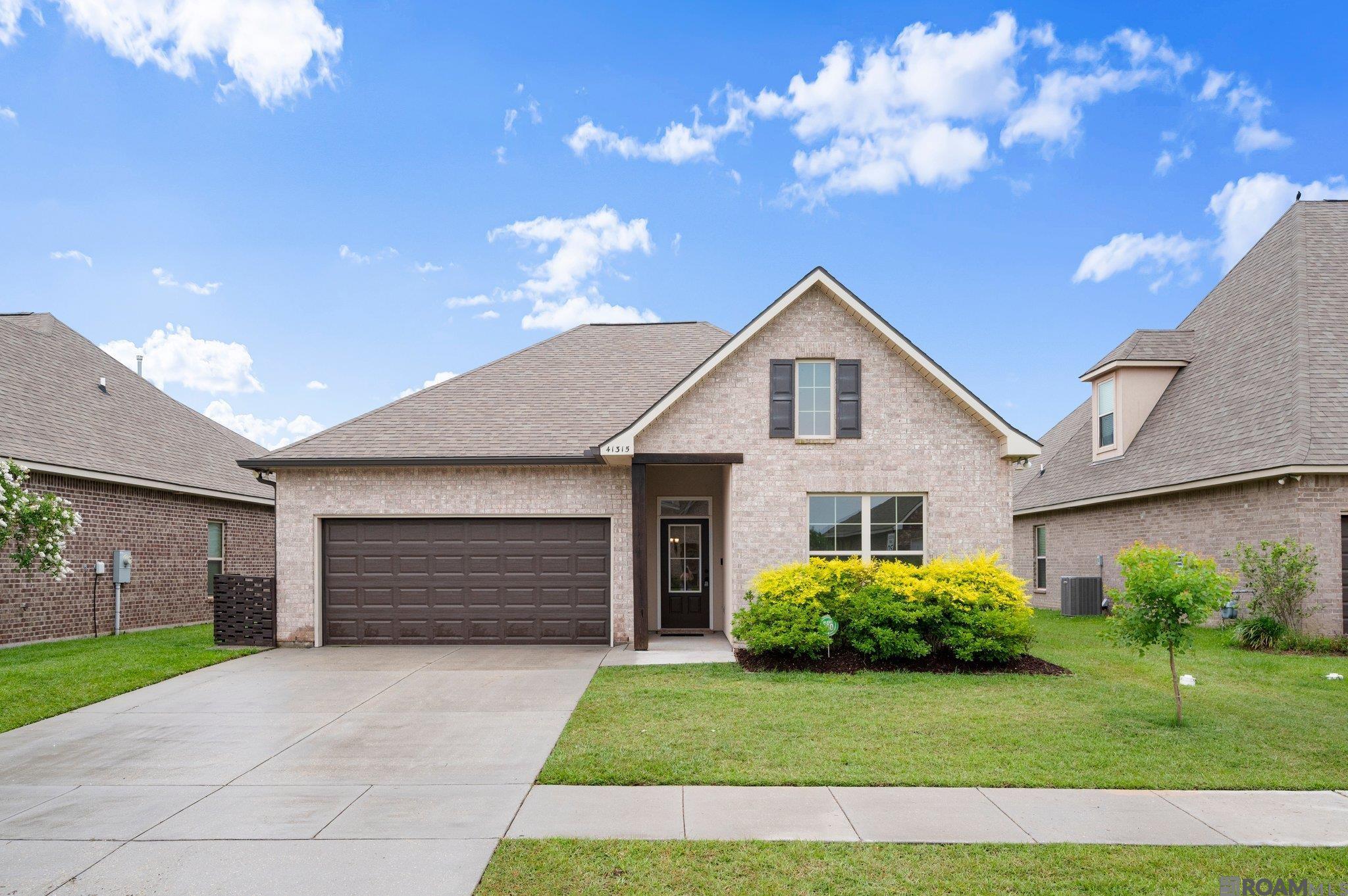 41315 Hackett Canal Dr, Gonzales, Louisiana image 1