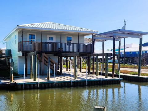Homes For Sale - 137 Memory Ln<br/> Grand Isle, LA 70358