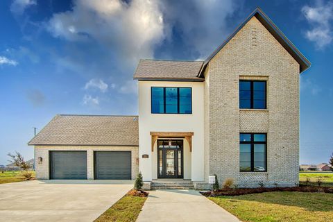 Apartment For Sale - 111 Stella Drive<br/> Thibodaux, LA 70301