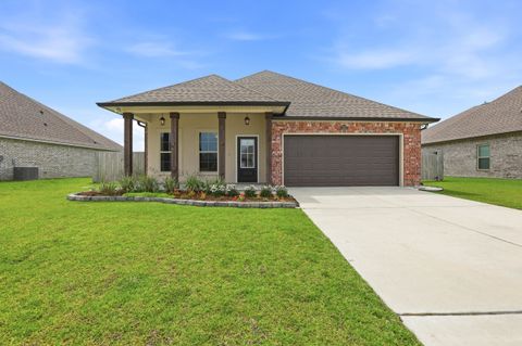 Homes For Sale - 269 Pond Dr<br/> Lafourche County, Thibodaux, LA 70301